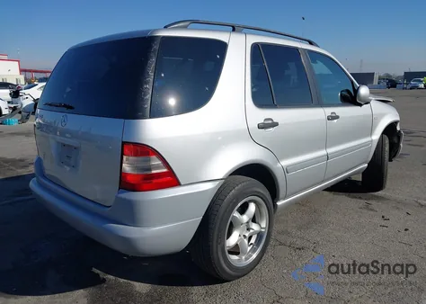 2000 Mercedes-Benz Ml 320 из США, поврежденный, VIN 4JGAB54E4YA202987